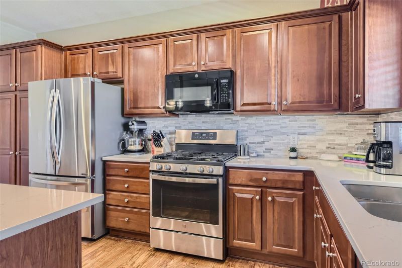 535 Elmhurst Way #A, Highlands Ranch, CO 80129