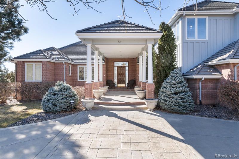 73 Falcon Hills Dr, Highlands Ranch, CO 80126