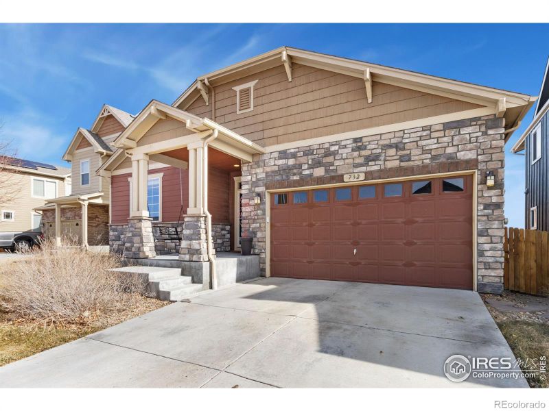 732 Campfire Dr, Fort Collins, CO 80524