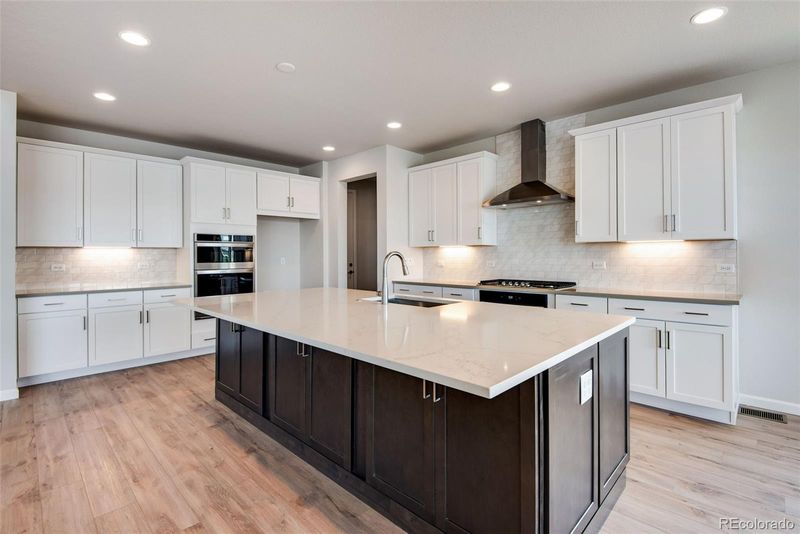 14404 Shasta Daisy Point, Parker, CO 80134