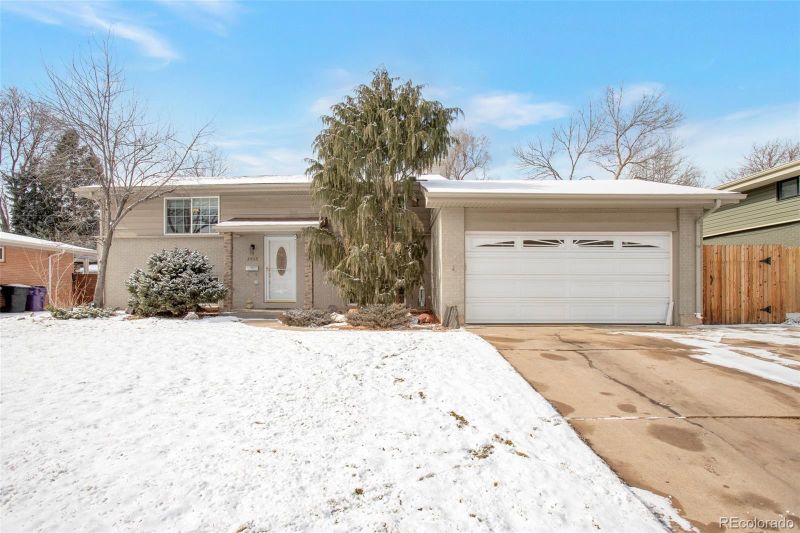 2963 S Ivan Way, Denver, CO 80227
