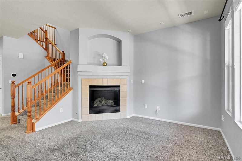 559 S Mobile Pl, Aurora, CO 80017