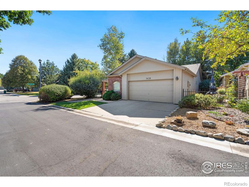 1438 Front Nine Dr, Fort Collins, CO 80525