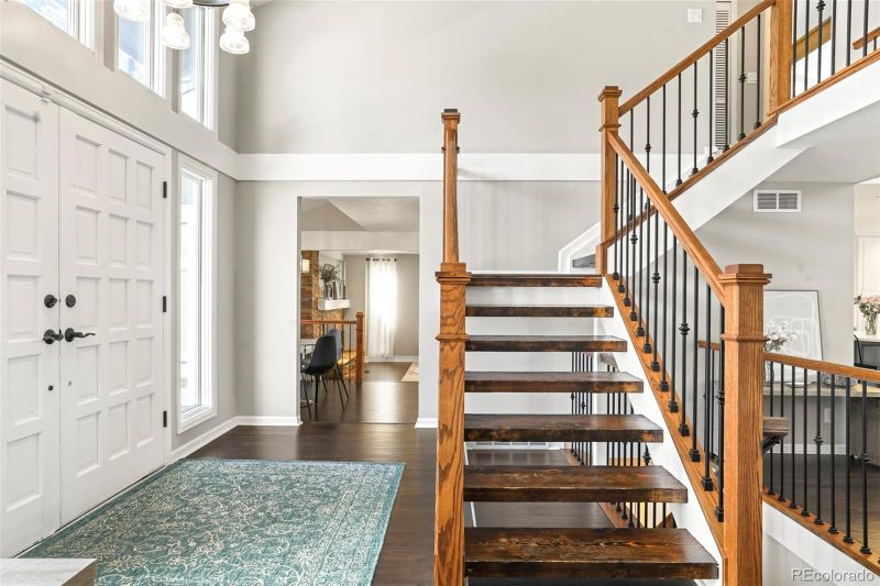 7747 S Forest Ct, Centennial, CO 80122