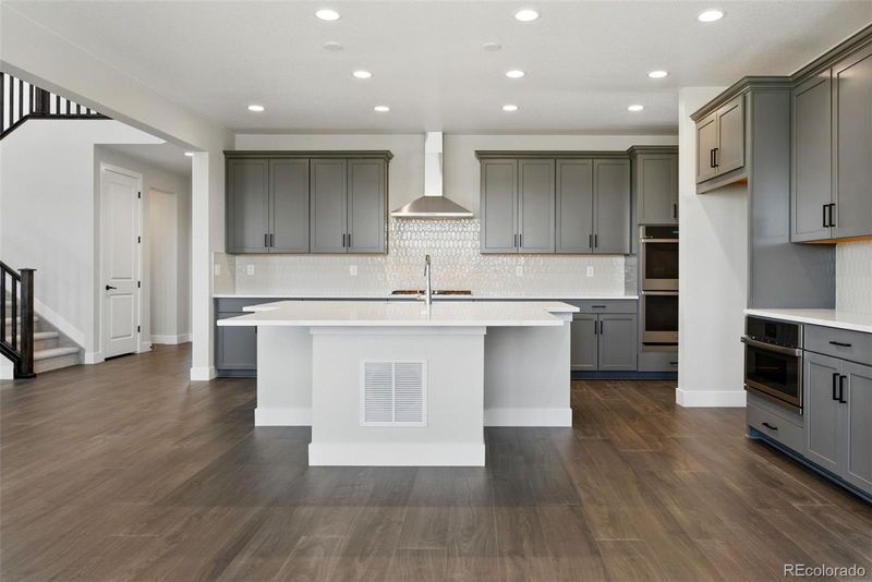 3983 Breakcamp Ct, Castle Rock, CO 80108