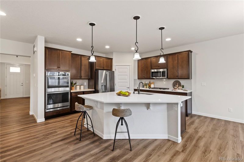 1877 Golden Horizon Dr, Windsor, CO 80550