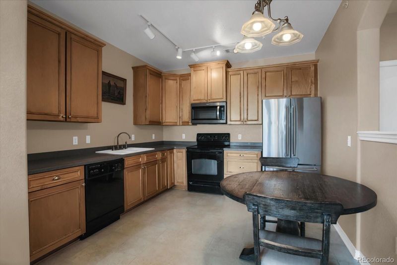 3601 E 103rd Cir #B11, Thornton, CO 80229