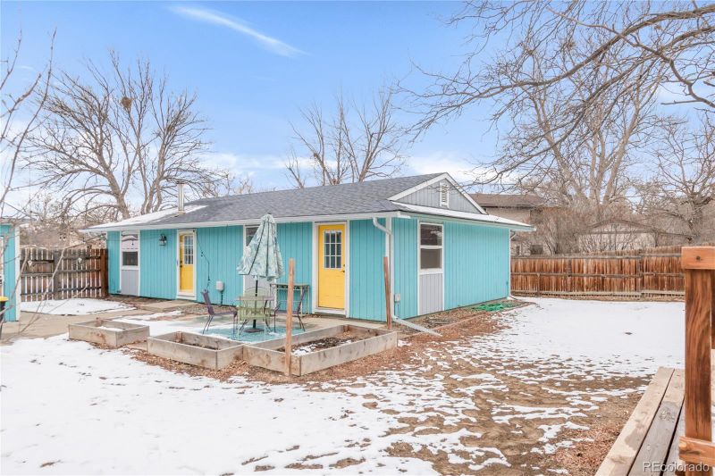457 Verdant Cir, Longmont, CO 80504