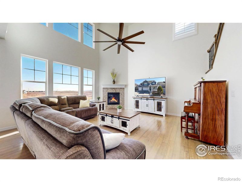 18690 W 84th Dr, Arvada, CO 80007