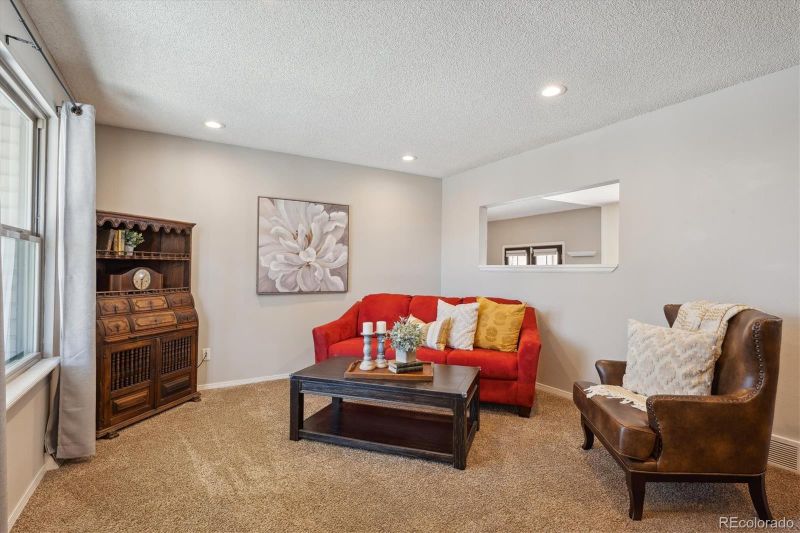 972 Park View St, Castle Rock, CO 80104