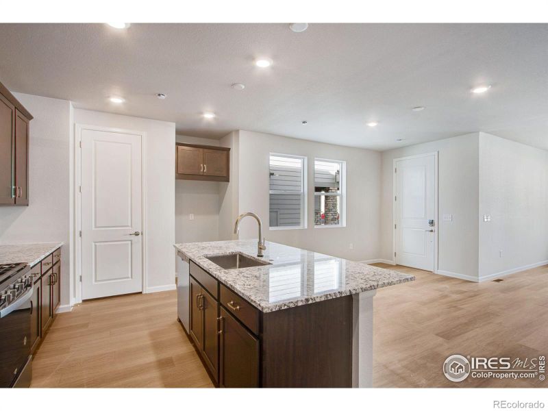1419 Great Western Dr, Longmont, CO 80501