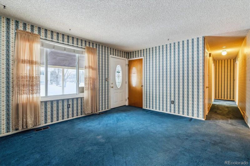 3052 S Joplin Ct, Aurora, CO 80013