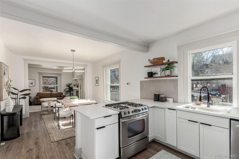 2705 N Lafayette St, Denver, CO 80205