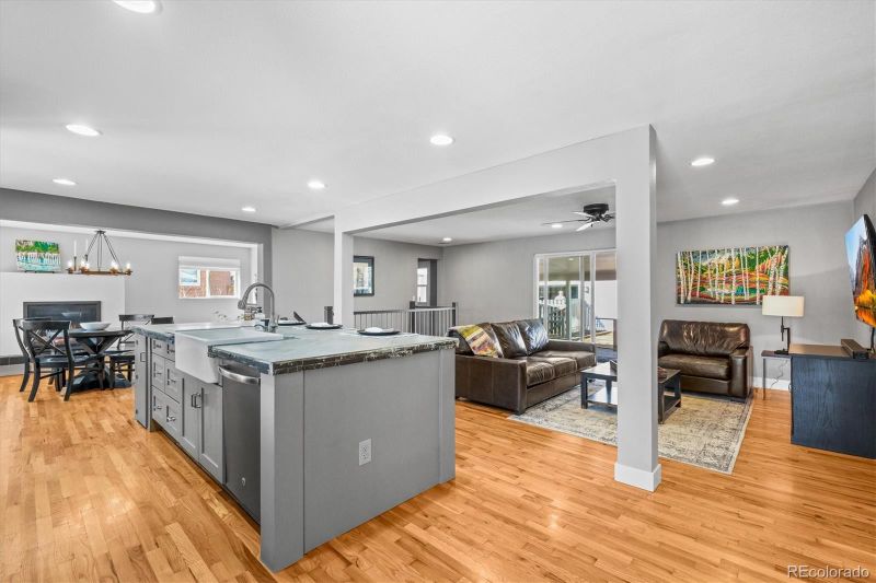 7209 S Sherman St, Centennial, CO 80122