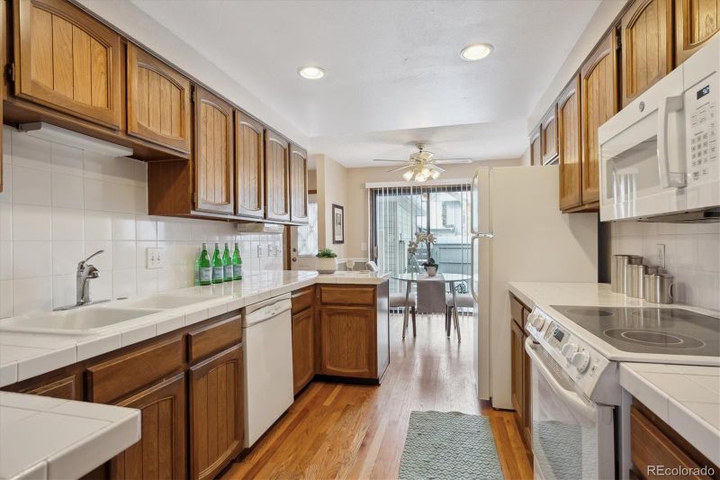 3079 E Long Cir S, Centennial, CO 80122