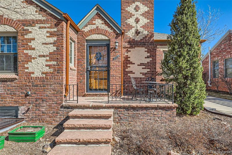 1120 Holly St, Denver, CO 80220