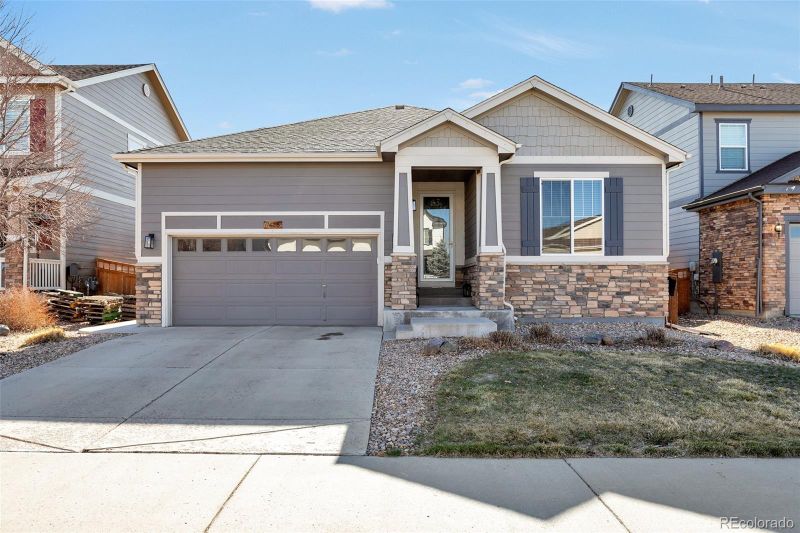 7426 Blue Water Ln, Castle Rock, CO 80108