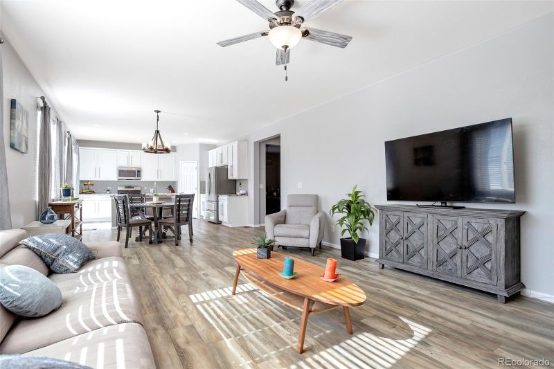 7426 Blue Water Ln, Castle Rock, CO 80108