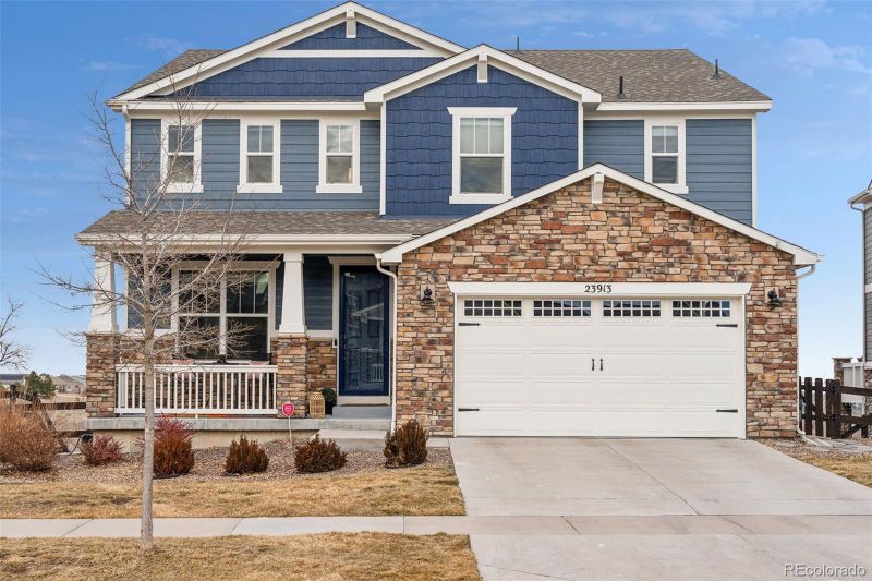 23913 E Minnow Cir, Aurora, CO 80016