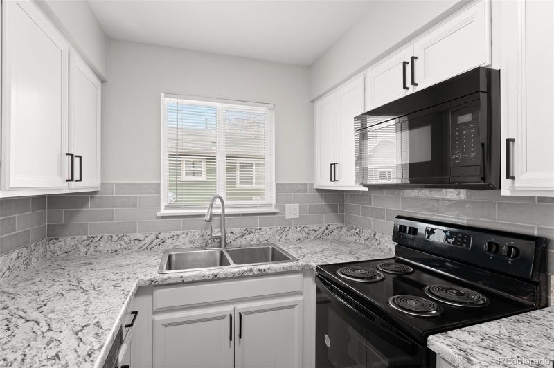 1289 S Wheeling Way, Aurora, CO 80012
