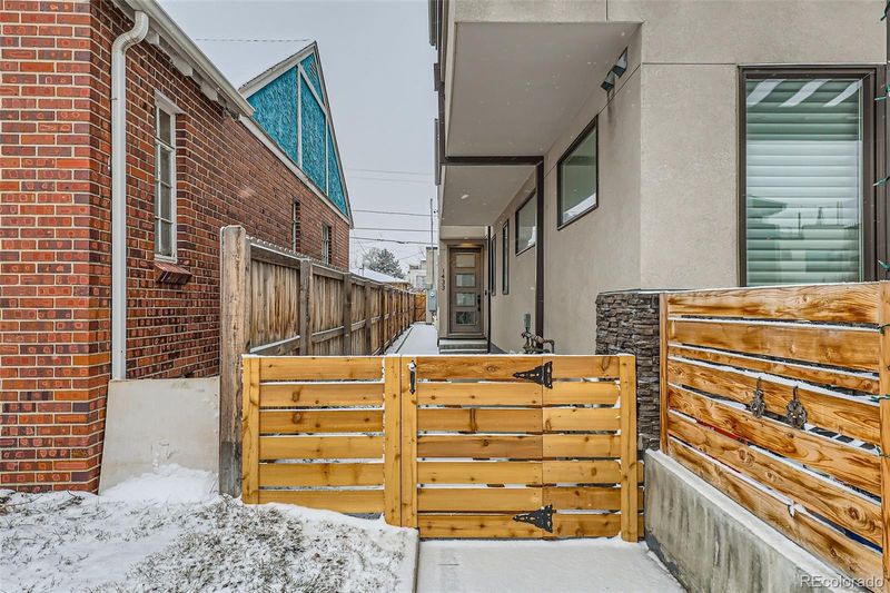 1433 Xavier St, Denver, CO 80204