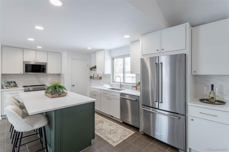 6526 S Cherry Way, Centennial, CO 80121
