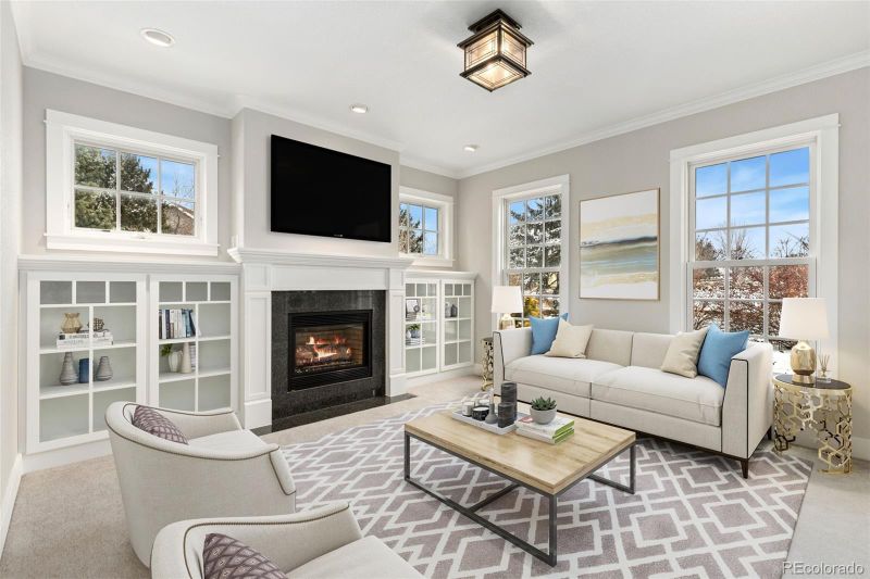 8916 Prairie Knoll Dr, Longmont, CO 80503