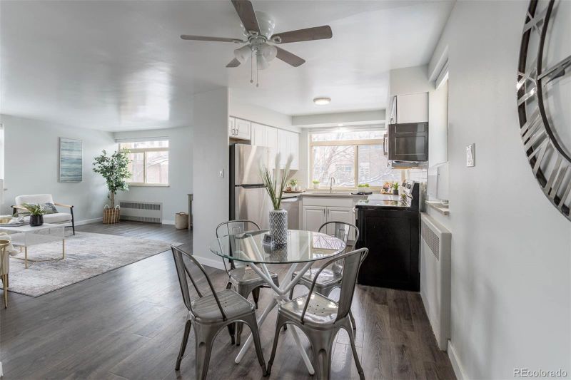 1221 Illinois St #2E, Golden, CO 80401