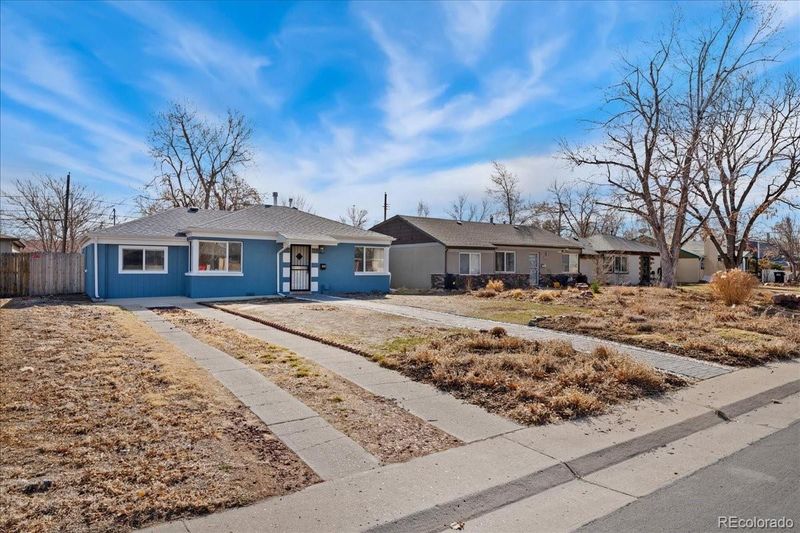 2930 Oneida St, Denver, CO 80207