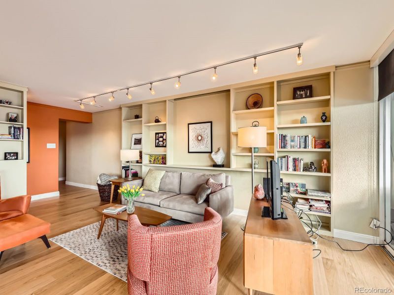 790 N Washington St #1102, Denver, CO 80203