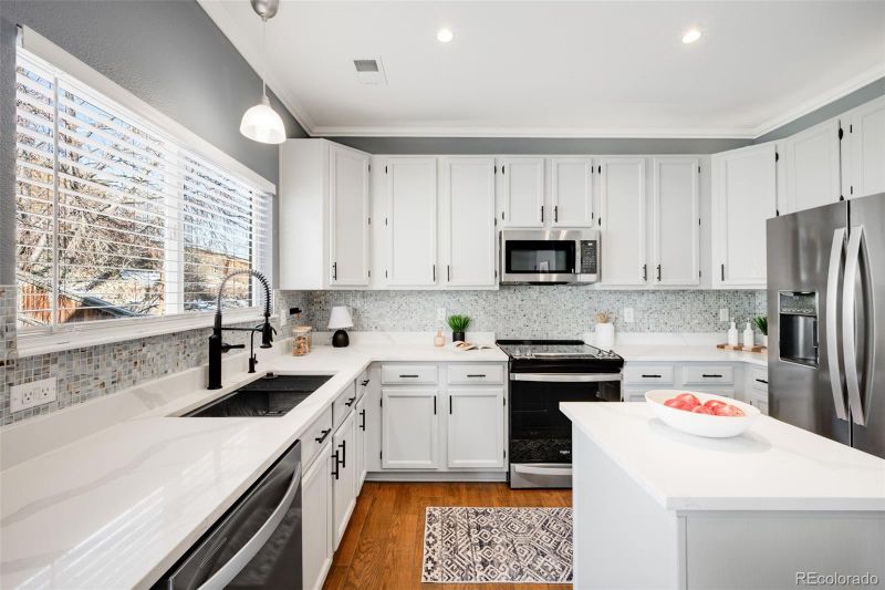 10015 Apollo Bay Way, Highlands Ranch, CO 80130