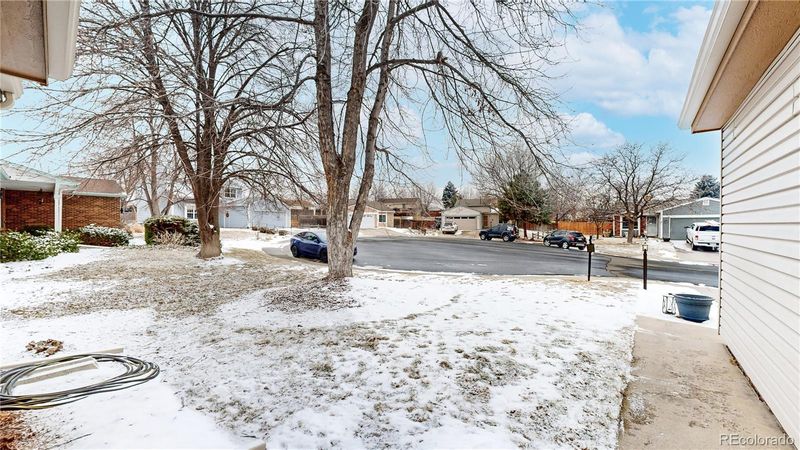 9600 W Wagon Trail Dr, Littleton, CO 80123