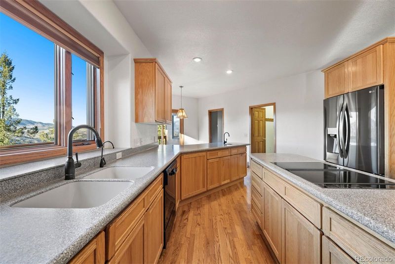 29011 Upper Moss Rock Rd, Golden, CO 80401