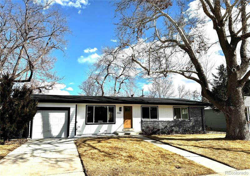 2582 S Birch St, Denver, CO 80222