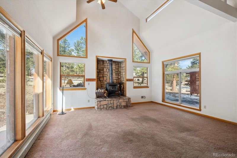 629 Conestoga Rd, Bailey, CO 80421
