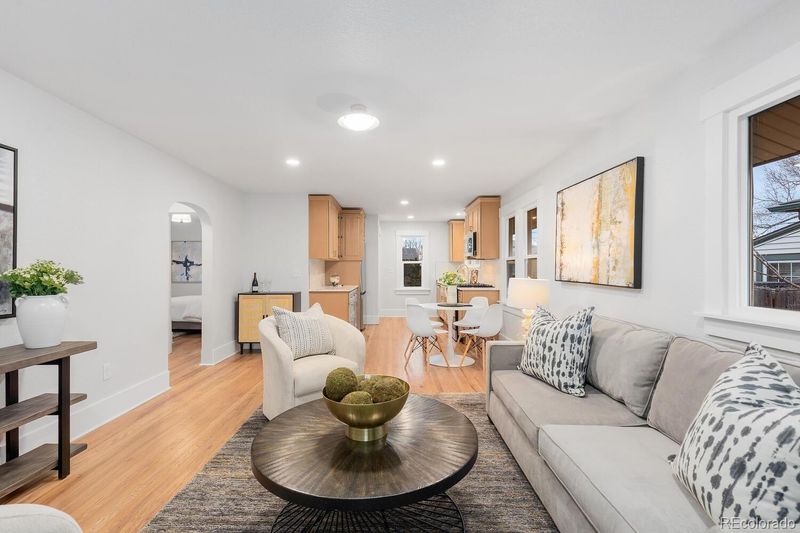 3912 S Acoma St, Englewood, CO 80110