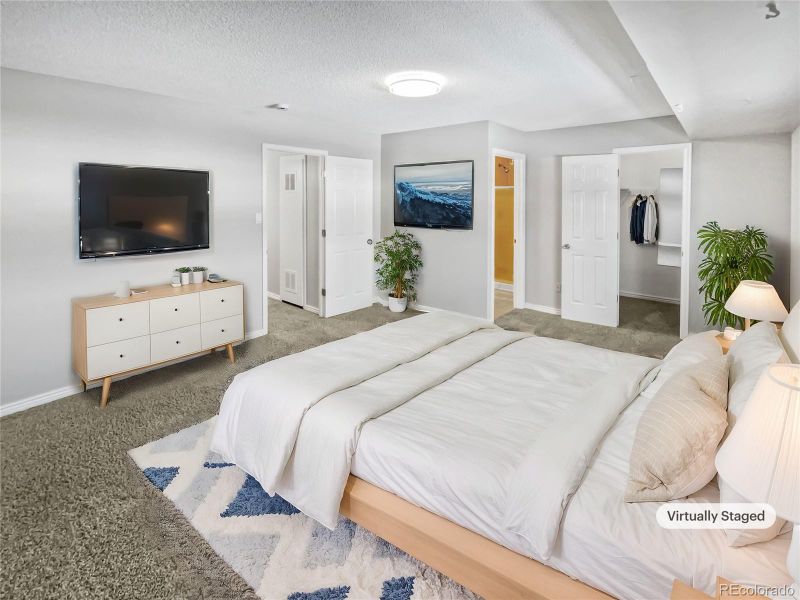 3957 S Boston St, Denver, CO 80237