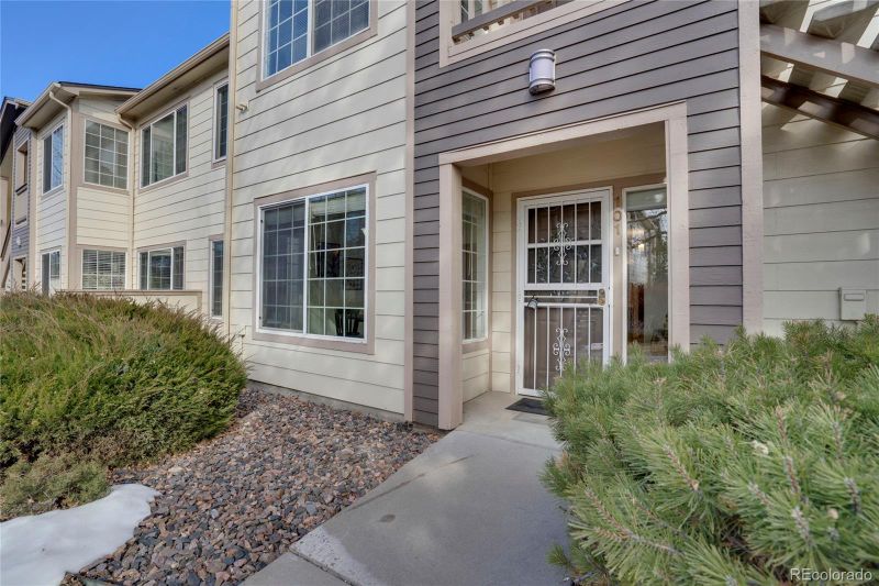 5405 S Dover St #101, Littleton, CO 80123