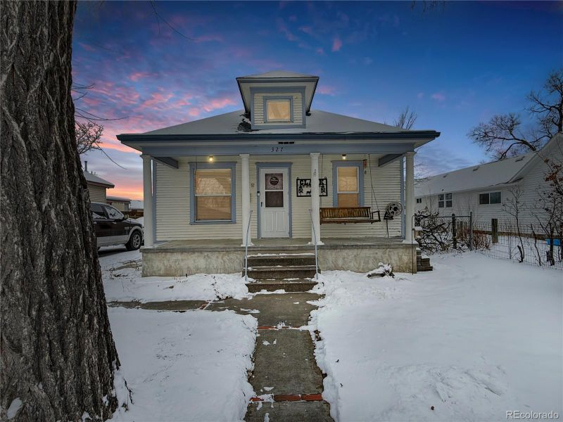 327 N 2nd Ave, Sterling, CO 80751