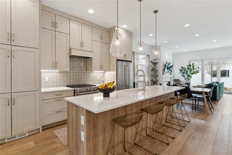 2840 S Bannock St, Englewood, CO 80110