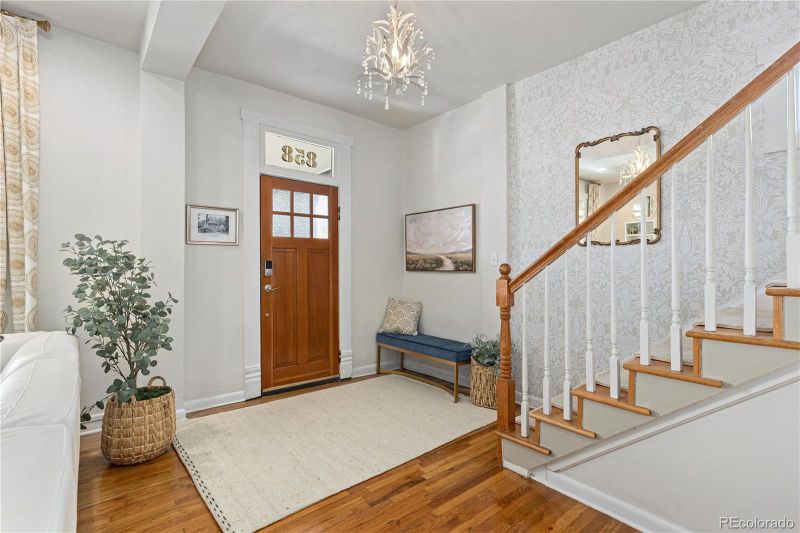 858 S Emerson St, Denver, CO 80209