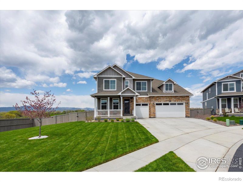 1166 Ridgefield Dr, Berthoud, CO 80513