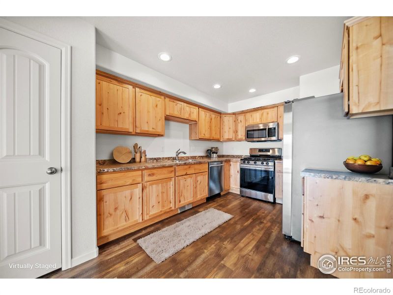 520 Foxtail Pl, Wiggins, CO 80654
