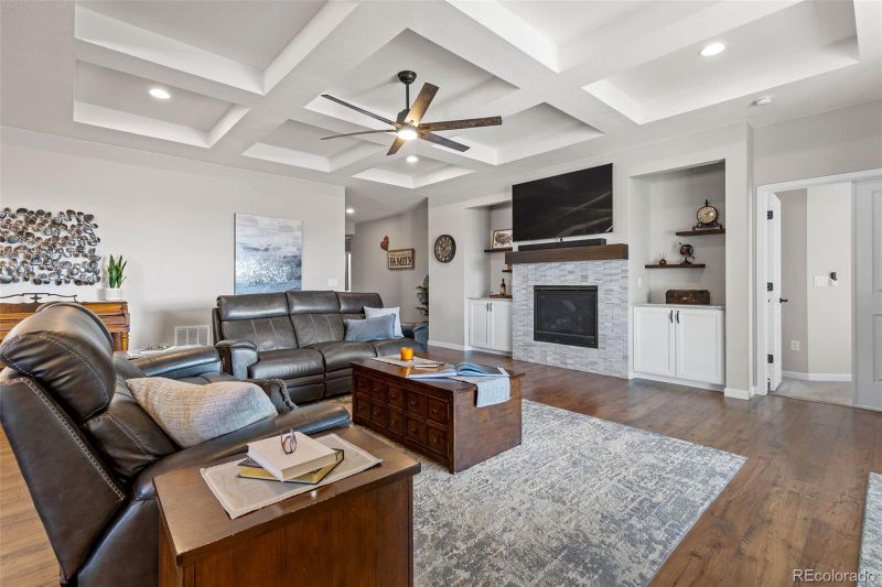 5035 Old Ranch Dr, Longmont, CO 80503