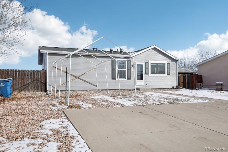 262 Apache Pl, Brighton, CO 80603