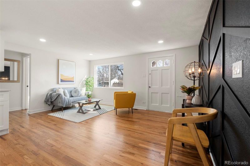 1709 Wabash St, Denver, CO 80220