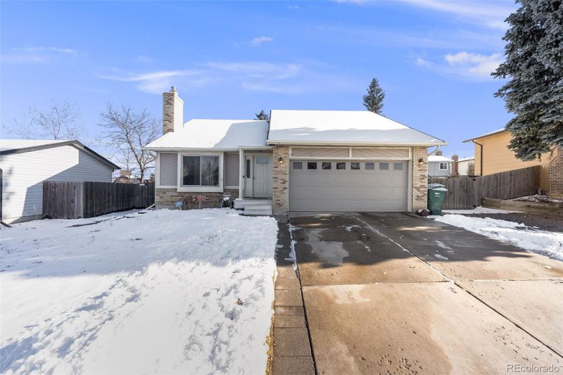18946 E Colorado Dr, Aurora, CO 80017