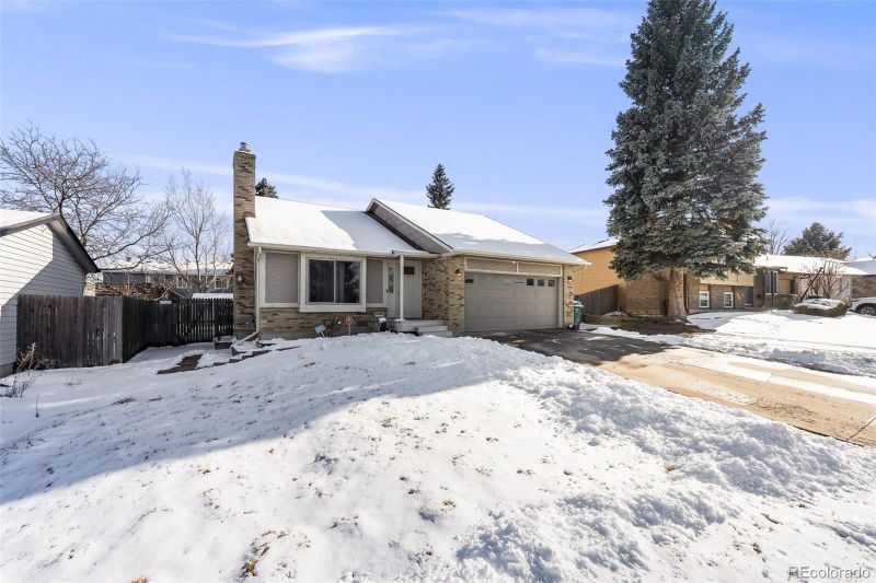 18946 E Colorado Dr, Aurora, CO 80017