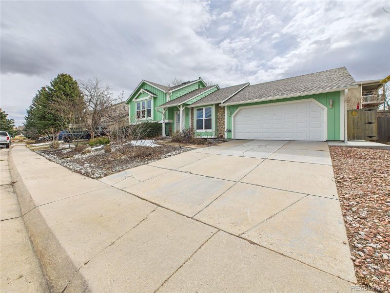 21278 E Aberdeen Pl, Centennial, CO 80015