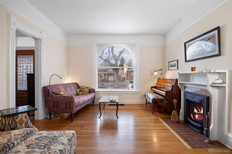 564 S Grant St, Denver, CO 80209
